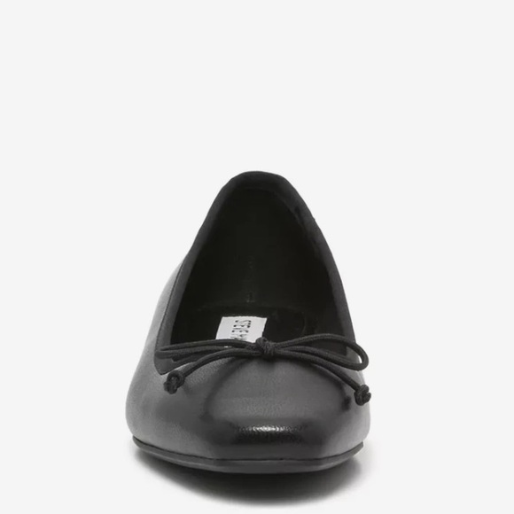 Steve Madden Cela Black Leather Ballet Flat - Picture 3 of 12